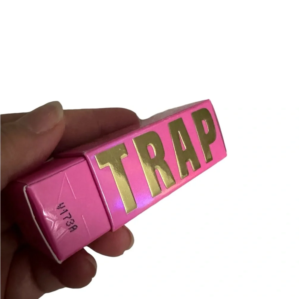 Jeffree Star: Velvet Trap in Gods Gift NIB